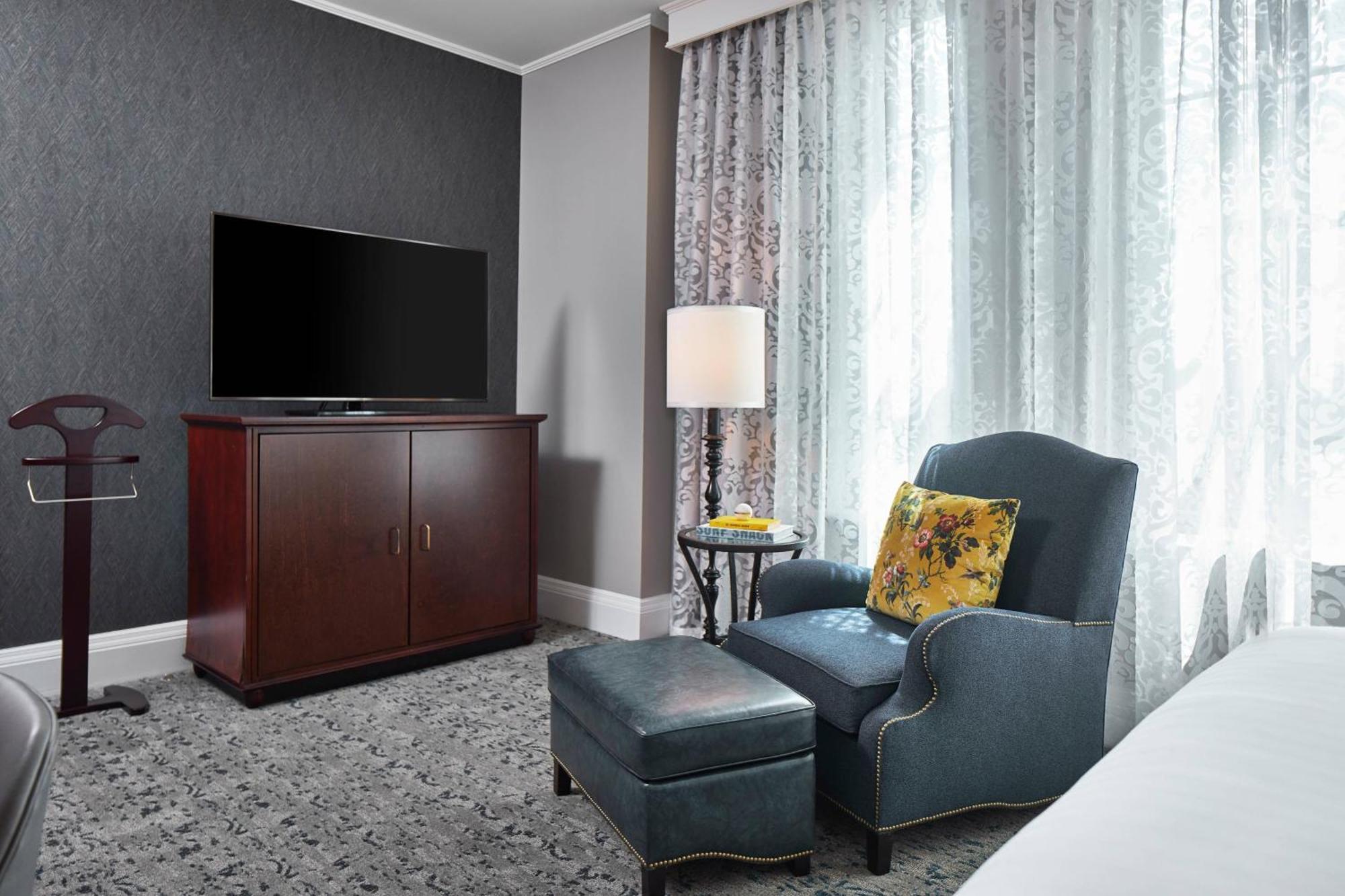 The Battle House Renaissance Mobile Hotel & Spa Ngoại thất bức ảnh